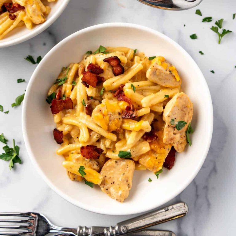 Pâtes au poulet, bacon et ranch – Maison de Nash Eats